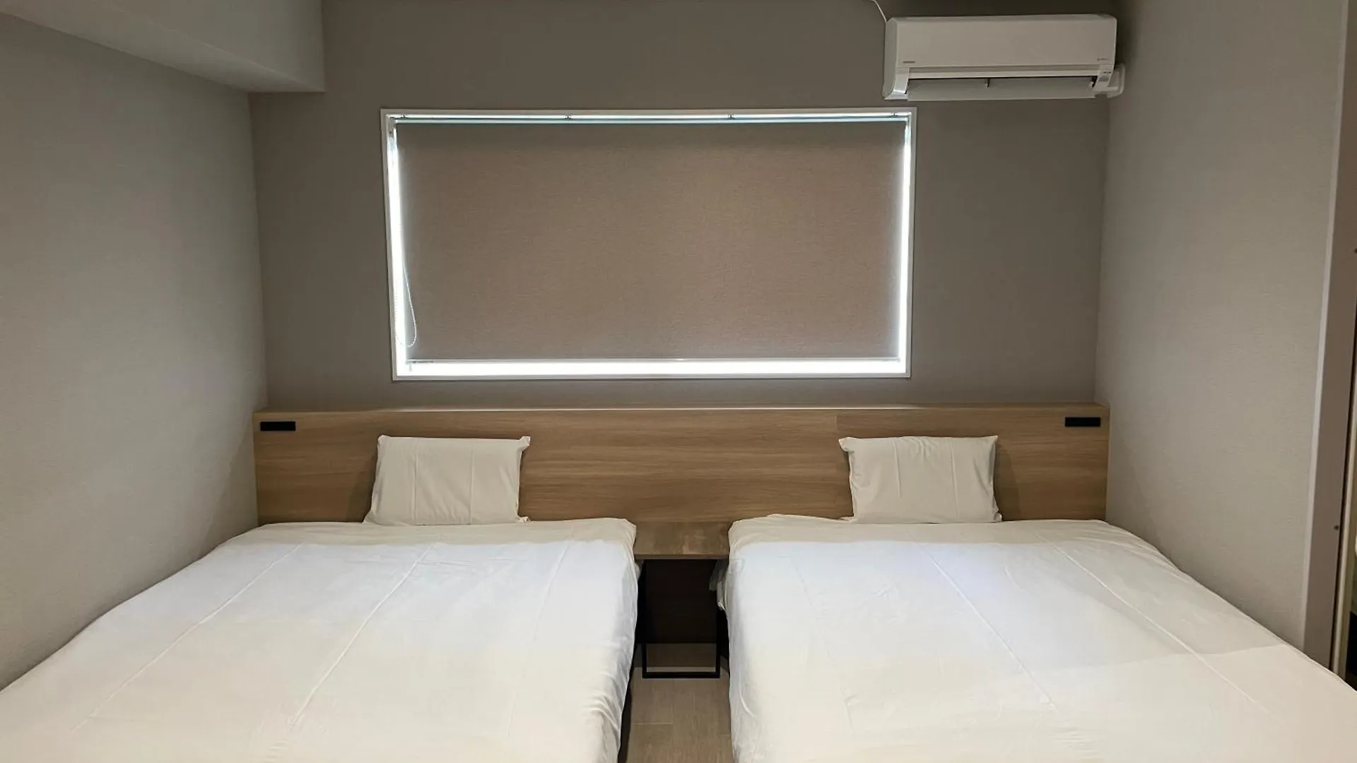 Apartment Comforts81 Shinsaibashi Osaka