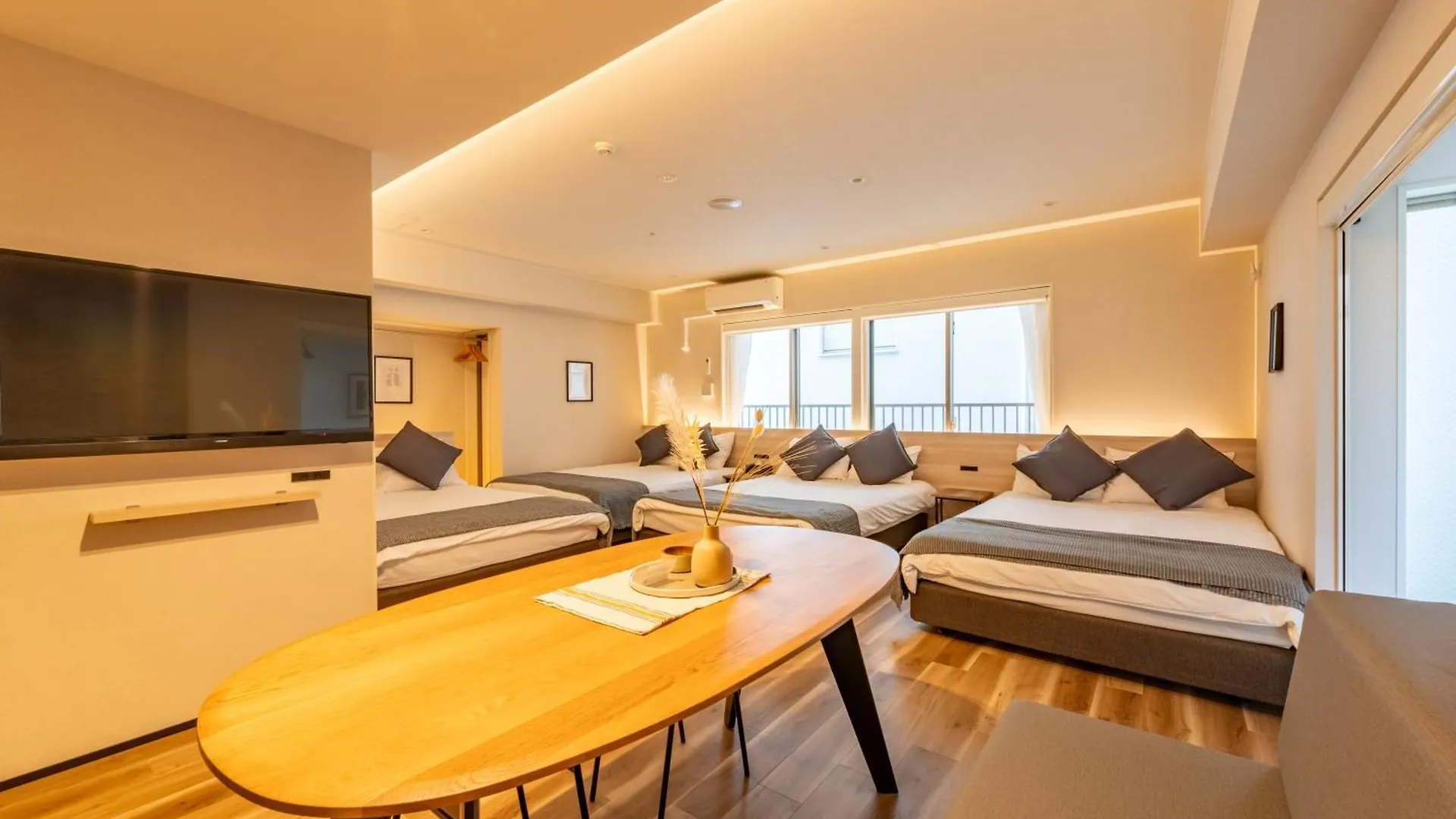 Comforts81 Shinsaibashi Osaka