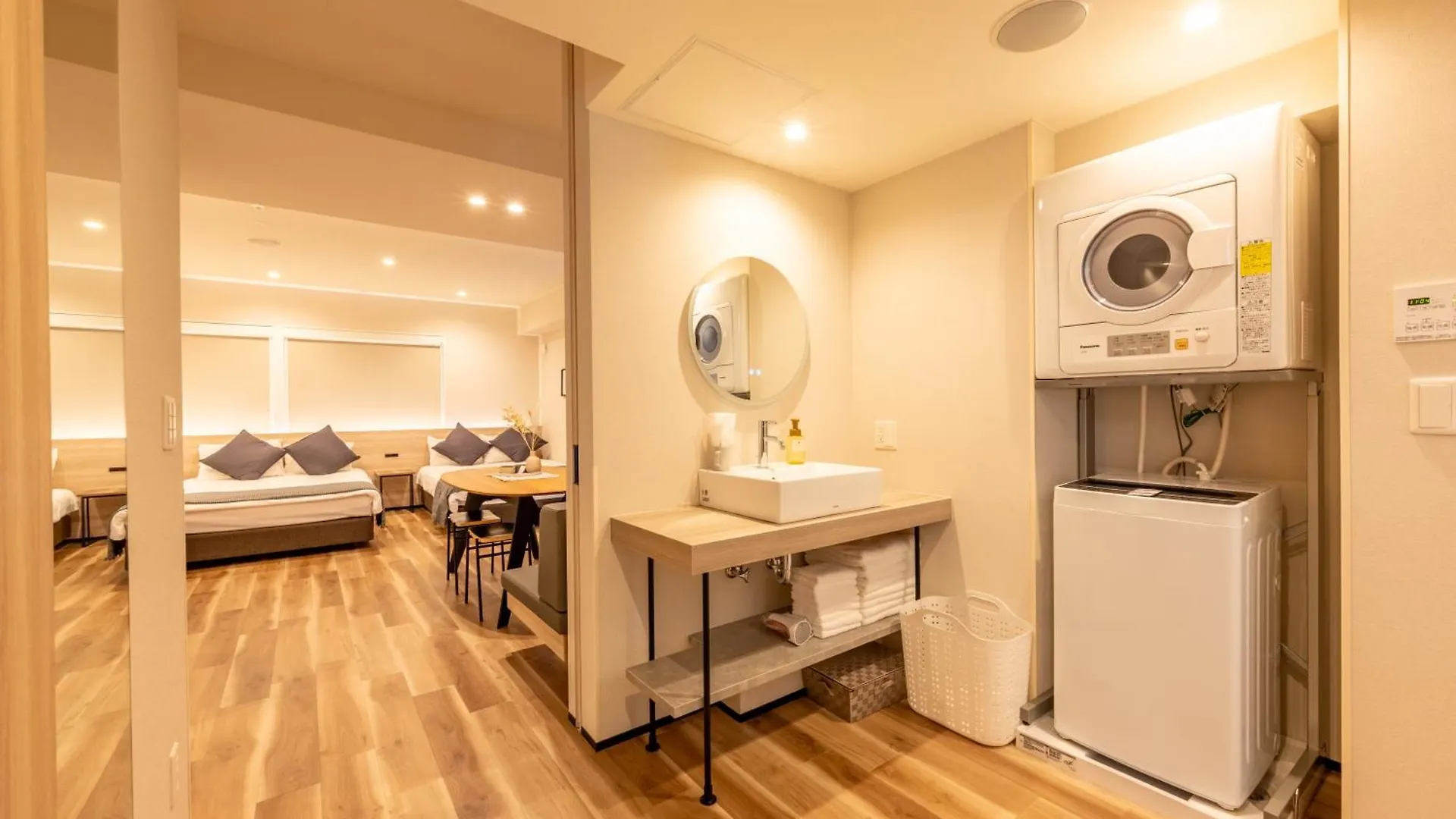 Comforts81 Shinsaibashi Osaka